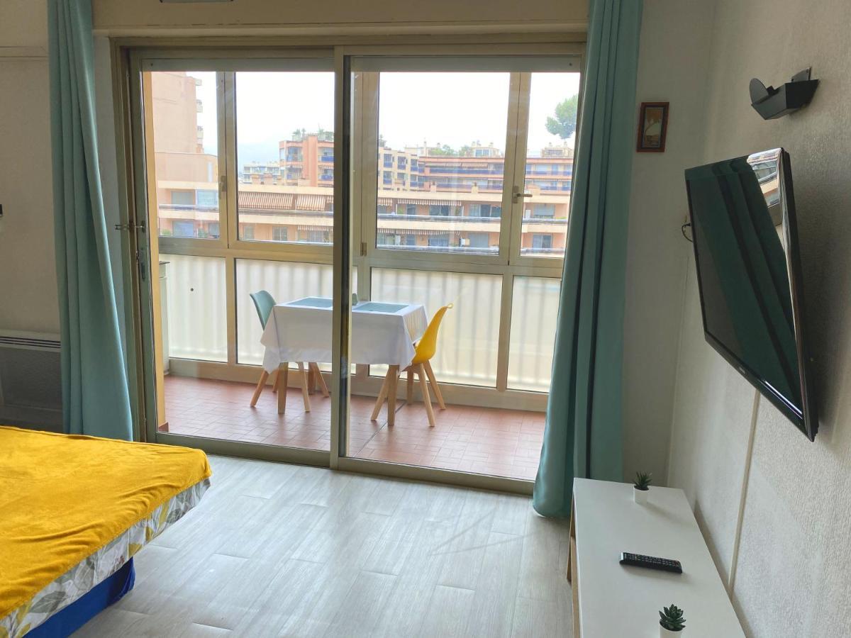 Coquet Logement Front De Mer Cagnes-sur-Mer Exterior foto