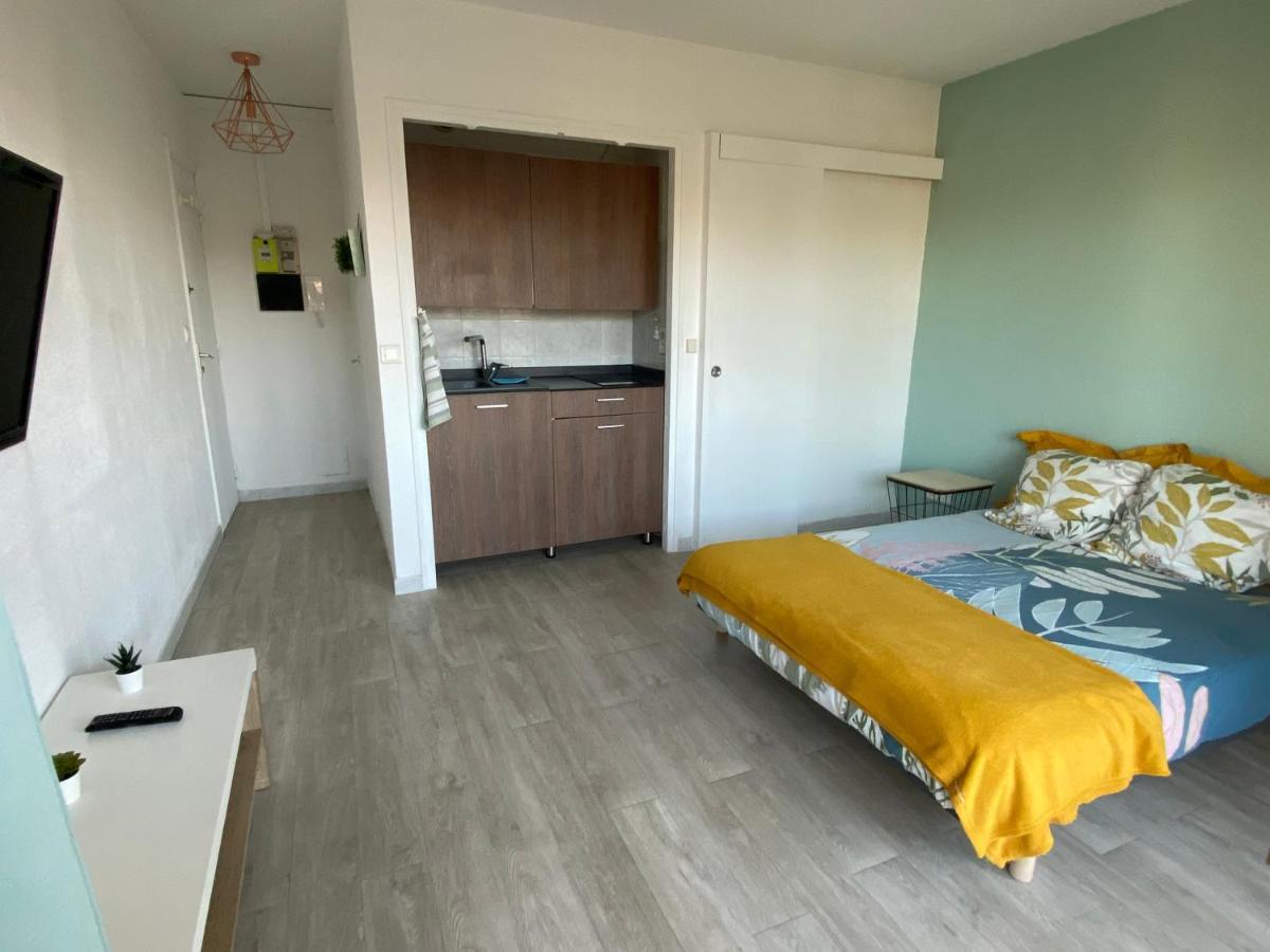 Coquet Logement Front De Mer Cagnes-sur-Mer Exterior foto